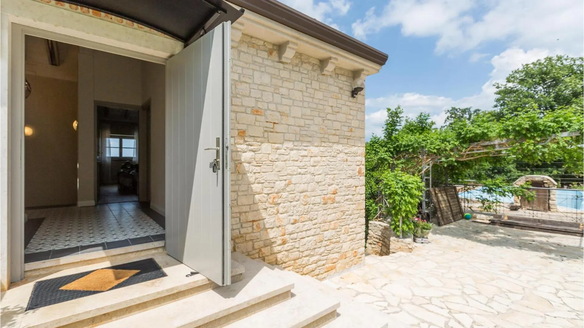 Nice Home In Vizinada With Kitchen Holiday home